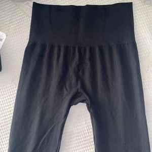 Leggings super comfy can be worn with anything